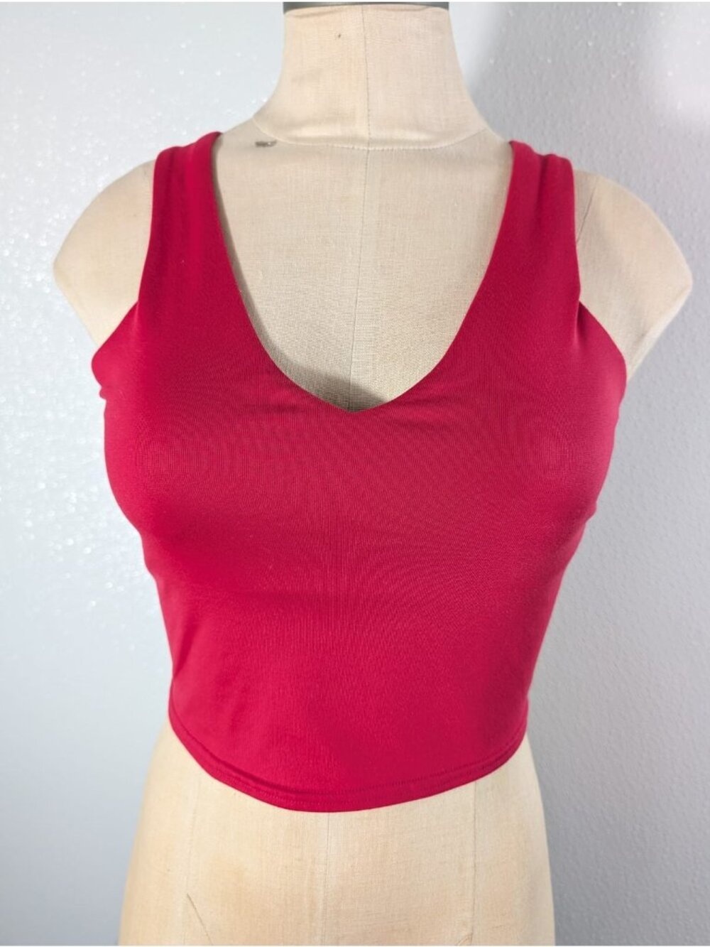 Alo Yoga pink Racerback Cropped Tank Top Women's Size S - Athletic Wear
